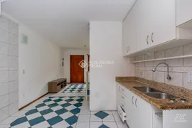 Casa de Condomínio com 3 Quartos para alugar, 94m² no Camaquã, Porto Alegre - Foto 6