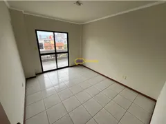 Apartamento com 3 Quartos para alugar, 168m² no Centro, Chapecó - Foto 2