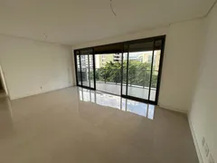 Apartamento com 4 Quartos para alugar, 138m² no Praia do Canto, Vitória - Foto 2