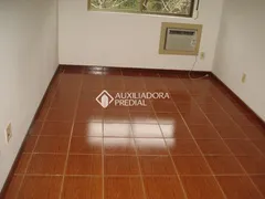 Apartamento com 2 Quartos à venda, 68m² no Jardim Itú Sabará, Porto Alegre - Foto 4