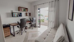 Casa com 3 Quartos à venda, 243m² no Democrata, Juiz de Fora - Foto 8