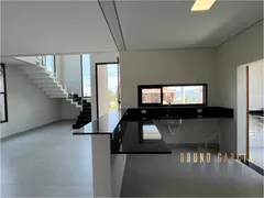 Casa de Condomínio com 3 Quartos à venda, 192m² no Parque Residencial Maria Elmira , Caçapava - Foto 8