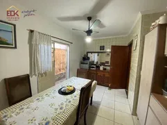 Casa com 4 Quartos à venda, 157m² no Barranco, Taubaté - Foto 4