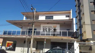Casa com 4 Quartos para alugar, 430m² no Setor Central, Rio Verde - Foto 1