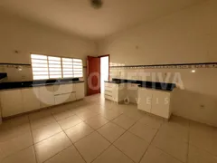 Casa com 3 Quartos à venda, 190m² no Santa Rosa, Uberlândia - Foto 20