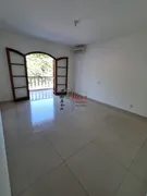Casa com 3 Quartos para alugar, 280m² no Jardim Santo Elias, São Paulo - Foto 4