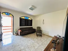 Casa com 6 Quartos à venda, 360m² no Alípio de Melo, Belo Horizonte - Foto 4