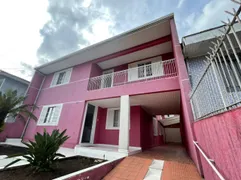 Casa Comercial com 5 Quartos para venda ou aluguel, 400m² no Novo Mundo, Curitiba - Foto 1