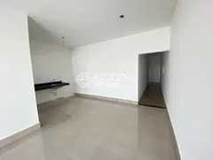 Casa com 3 Quartos à venda, 74m² no Novo Mundo, Uberlândia - Foto 9