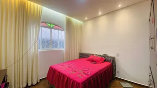 Casa com 3 Quartos à venda, 360m² no Tijuca, Contagem - Foto 14