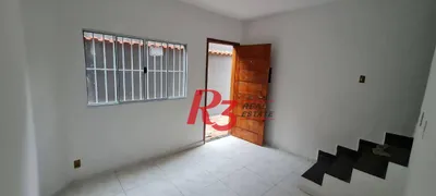 Sobrado com 2 Quartos à venda, 57m² no Japuí, São Vicente - Foto 2