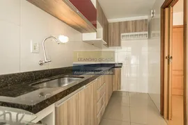 Apartamento com 2 Quartos à venda, 59m² no Vila Jardim, Porto Alegre - Foto 25