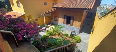 Casa com 3 Quartos à venda, 280m² no Vila Suíssa, Mogi das Cruzes - Foto 2