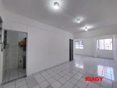 Conjunto Comercial / Sala para alugar, 40m² no Centro, Florianópolis - Foto 2