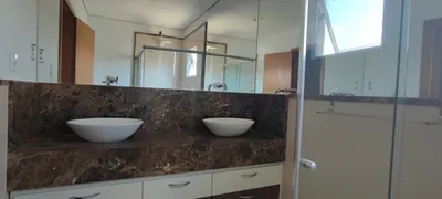 Casa de Condomínio com 3 Quartos à venda, 305m² no Loteamento Alphaville Cuiabá , Cuiabá - Foto 36