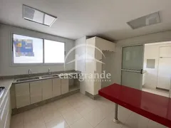 Apartamento com 3 Quartos para alugar, 10m² no Osvaldo Rezende, Uberlândia - Foto 11