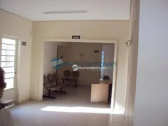 Casa com 2 Quartos para alugar, 150m² no Vila Itapura, Campinas - Foto 21