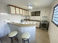 Casa com 3 Quartos à venda, 420m² no Santa Cruz, Belo Horizonte - Foto 10