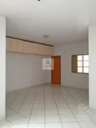 Casa com 3 Quartos para alugar, 220m² no Centro, Anápolis - Foto 25