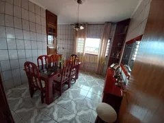 Casa com 3 Quartos à venda, 199m² no Jardim Pinheiros Vila Xavier, Araraquara - Foto 13