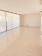 Apartamento com 3 Quartos para alugar, 217m² no Barra da Tijuca, Rio de Janeiro - Foto 5