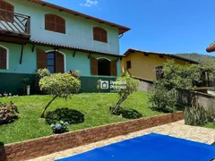 Casa com 3 Quartos à venda, 214m² no Vale dos Pinheiros, Nova Friburgo - Foto 2