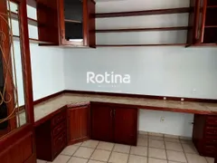 Apartamento com 3 Quartos à venda, 120m² no Saraiva, Uberlândia - Foto 11