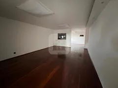 Apartamento com 3 Quartos à venda, 227m² no Centro, Uberlândia - Foto 2