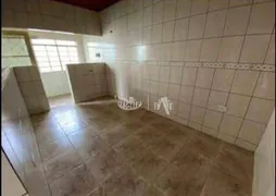 Casa com 1 Quarto para alugar, 70m² no Jardim Piza, Londrina - Foto 8