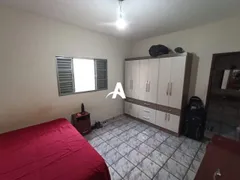 Casa com 3 Quartos à venda, 120m² no Santa Mônica, Uberlândia - Foto 4