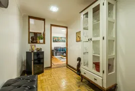 Apartamento com 3 Quartos à venda, 113m² no Rio Branco, Porto Alegre - Foto 2