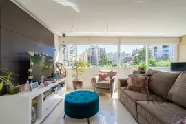 Apartamento com 2 Quartos à venda, 81m² no Petrópolis, Porto Alegre - Foto 2