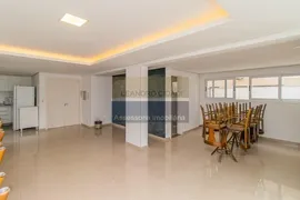 Apartamento com 2 Quartos à venda, 100m² no Rio Branco, Porto Alegre - Foto 19