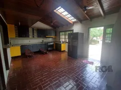 Casa com 4 Quartos à venda, 244m² no Cavalhada, Porto Alegre - Foto 25