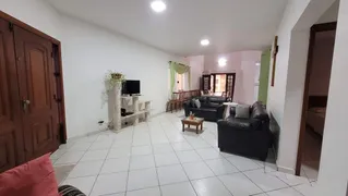 Casa com 4 Quartos para alugar, 216m² no Gaivota Praia, Itanhaém - Foto 8