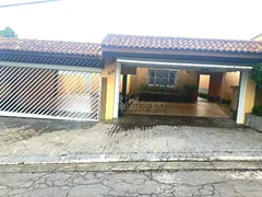 Casa de Condomínio com 3 Quartos à venda, 270m² no Granja Viana, Cotia - Foto 2