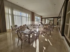 Apartamento com 3 Quartos para alugar, 344m² no Batel, Curitiba - Foto 39