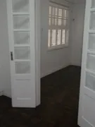 Casa com 4 Quartos para alugar, 270m² no Santa Cecília, Porto Alegre - Foto 17