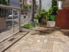 Casa com 3 Quartos para venda ou aluguel, 252m² no Sarandi, Porto Alegre - Foto 2