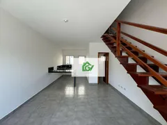 Casa de Condomínio com 2 Quartos para alugar, 72m² no Capricórnio II, Caraguatatuba - Foto 2