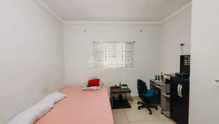 Casa com 4 Quartos à venda, 130m² no Jardim Guanabara, Americana - Foto 17