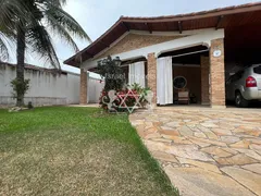 Casa com 3 Quartos à venda, 236m² no Jardim Porto Novo, Caraguatatuba - Foto 2