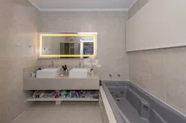 Casa com 3 Quartos à venda, 251m² no Vila Assunção, Porto Alegre - Foto 19