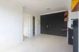 Apartamento com 1 Quarto à venda, 41m² no Jardim do Salso, Porto Alegre - Foto 5