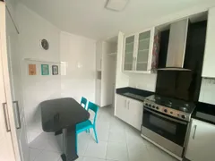 Casa de Condomínio com 4 Quartos para alugar, 230m² no Jardim das Américas, Curitiba - Foto 12