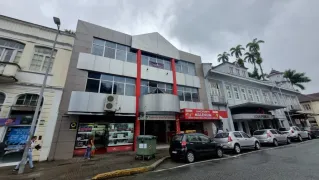 Conjunto Comercial / Sala para alugar, 28m² no Centro, Joinville - Foto 1