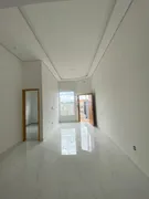 Casa com 3 Quartos à venda, 78m² no Jardim Tókio, Londrina - Foto 3