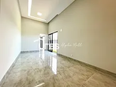 Casa de Condomínio com 3 Quartos à venda, 151m² no Terras Alpha Residencial 2, Senador Canedo - Foto 2