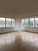 Conjunto Comercial / Sala para alugar, 71m² no Floresta, Porto Alegre - Foto 1