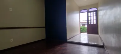 Casa Comercial com 3 Quartos para alugar, 150m² no Capuchinhos, Feira de Santana - Foto 8